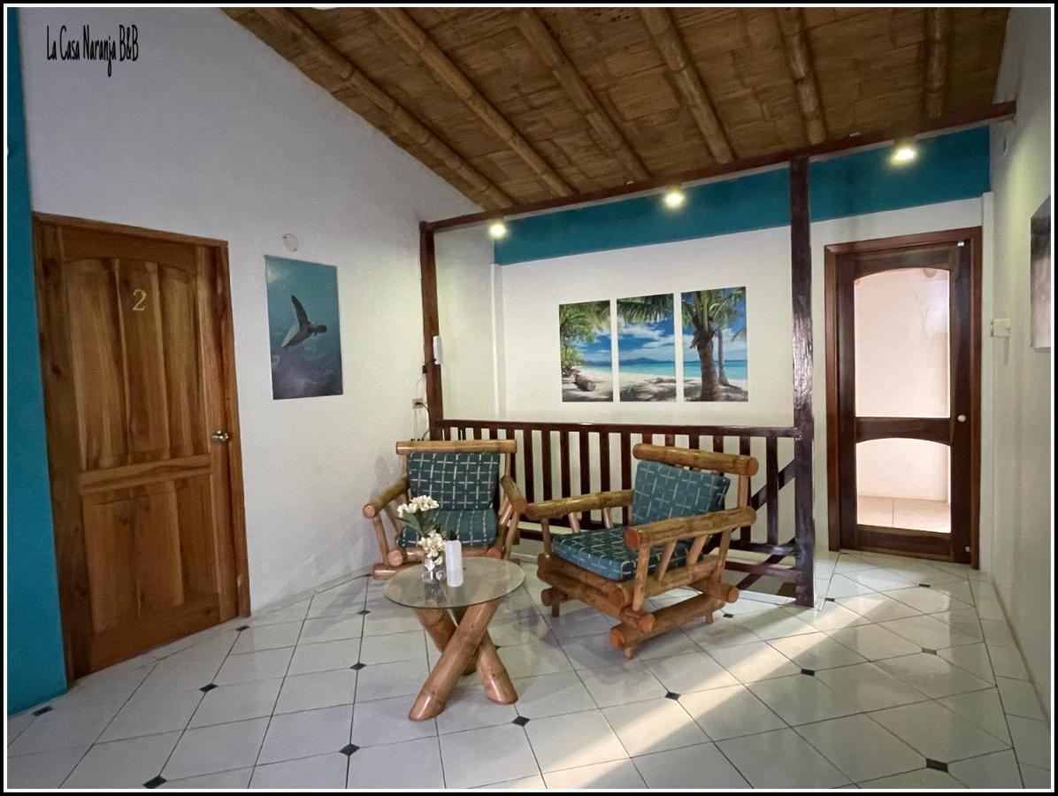 La Casa Naranja Bed And Breakfast Олон Экстерьер фото