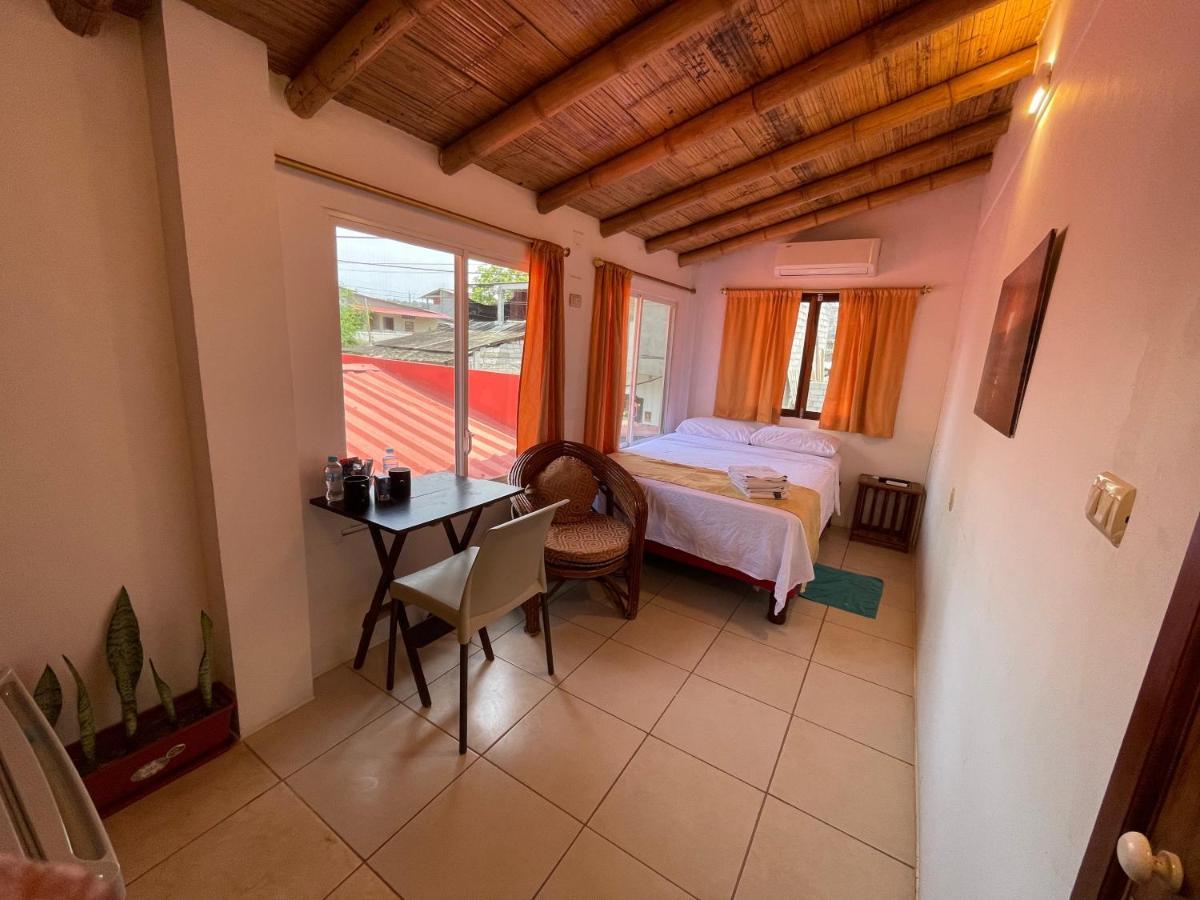 La Casa Naranja Bed And Breakfast Олон Экстерьер фото