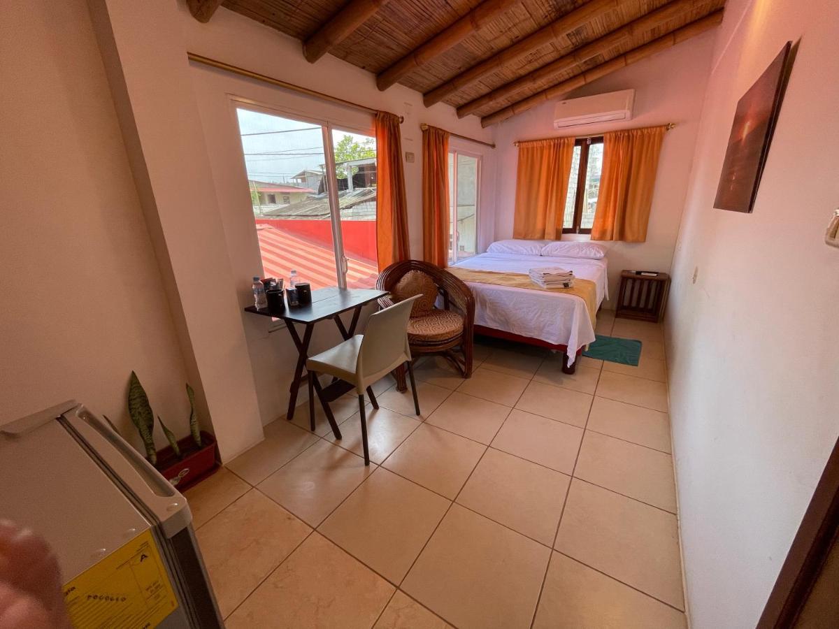 La Casa Naranja Bed And Breakfast Олон Экстерьер фото